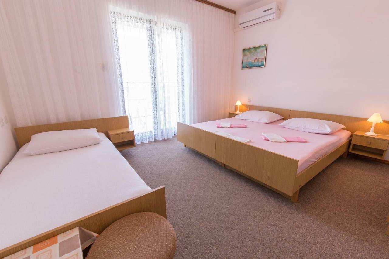 Rooms Nada Senj  Eksteriør billede